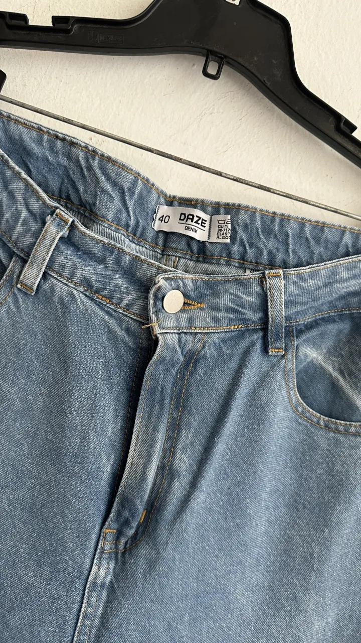 Jean Daze - imagen 5