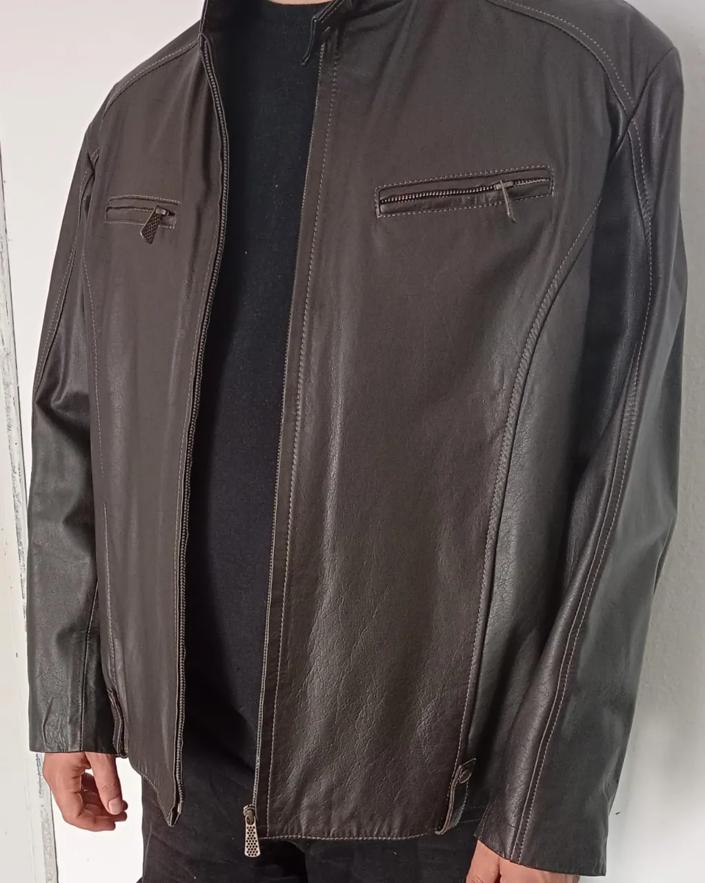 Campera R&s cueros - Vista 2