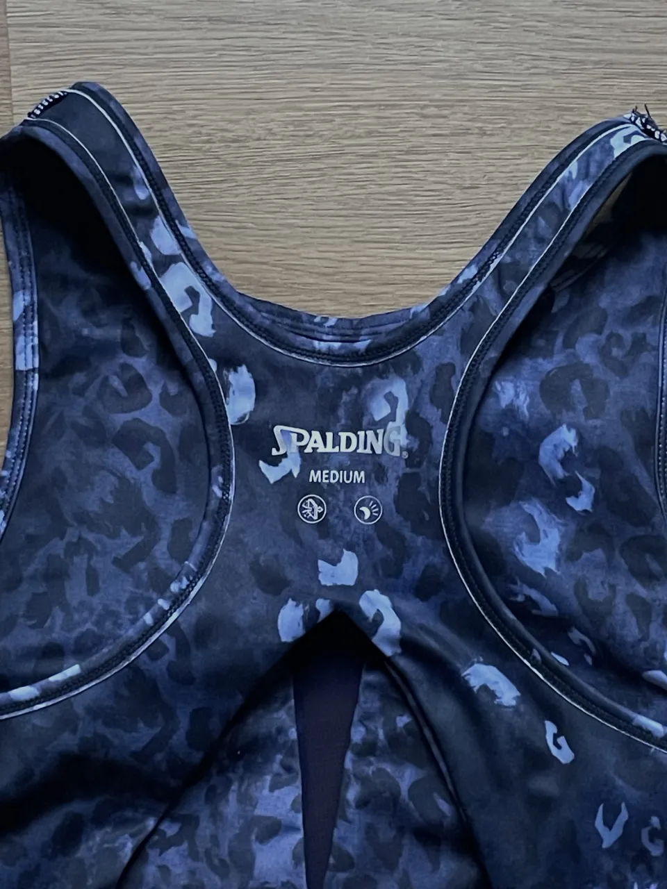 Top Spalding - imagen 4