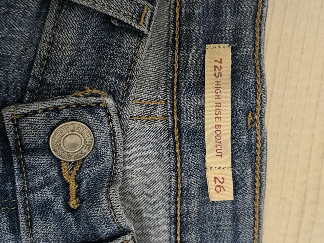 Jean Levi's miniatura 8