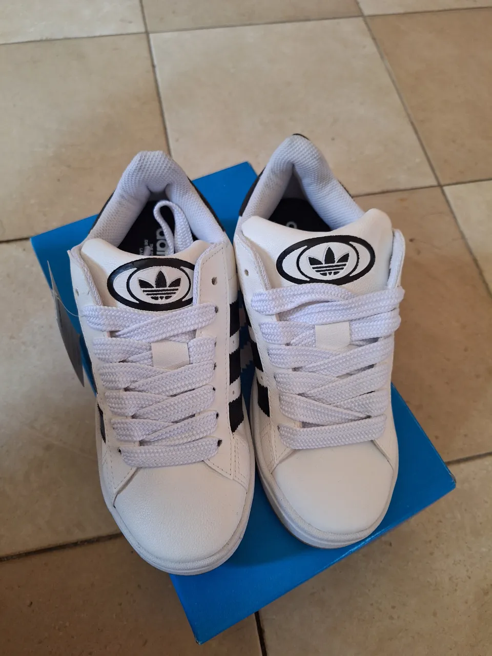 Zapatillas adidas - Vista 3
