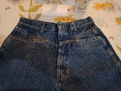Lee