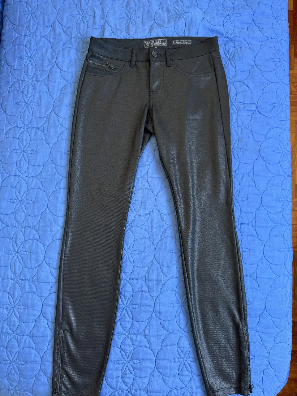 Jean GUESS - imagen 1