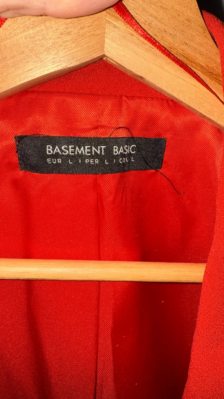 Blazer Basement - imagen 4