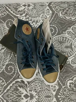 Converse