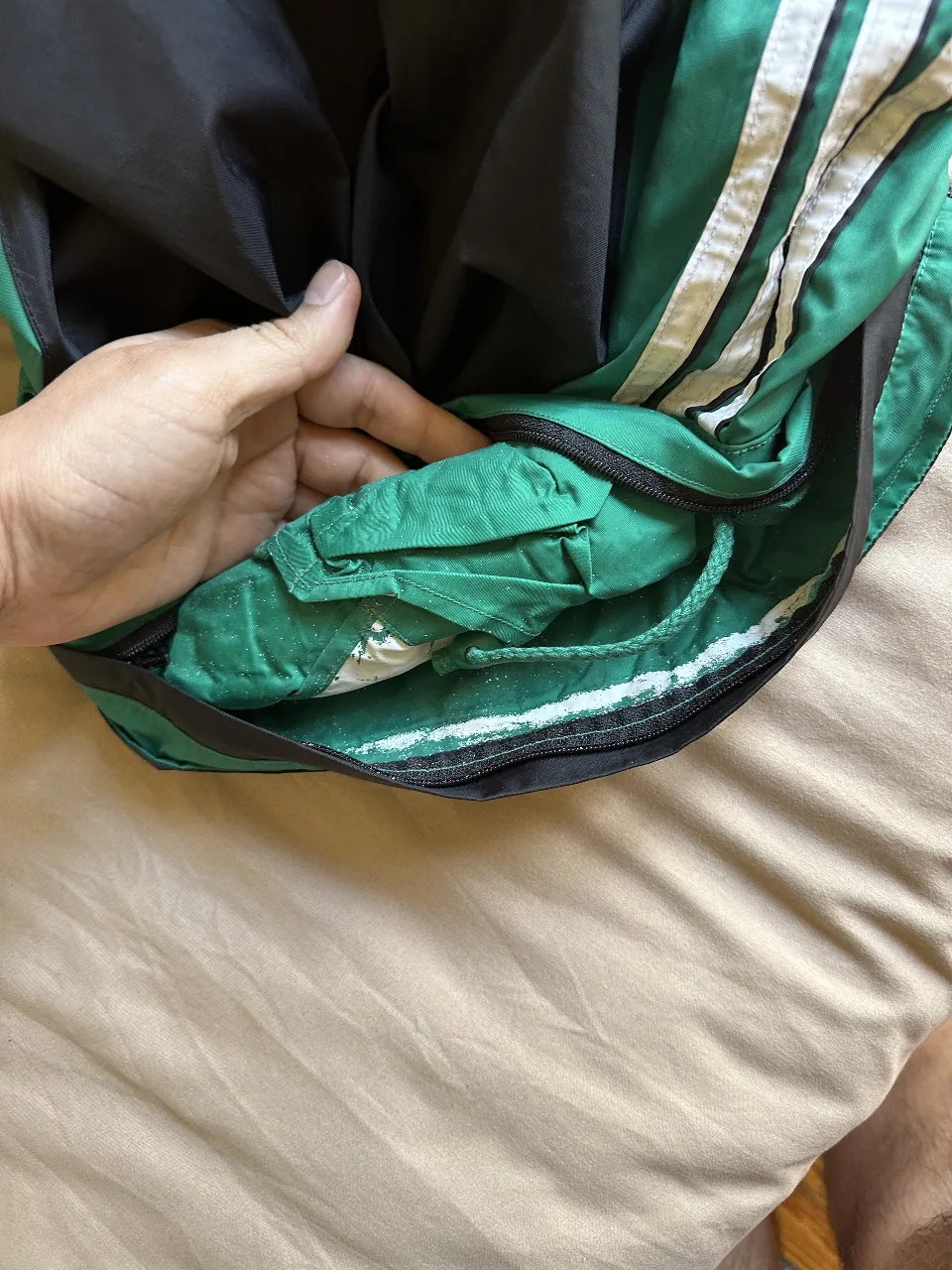 Buzo adidas miniatura 4