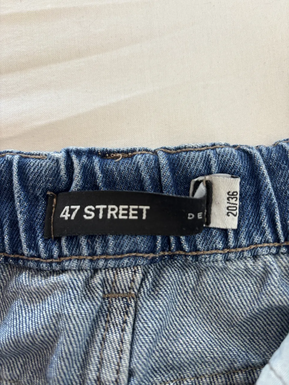 Jean 47 Street - imagen 2