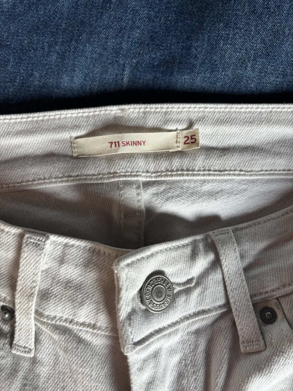 Jean Levi's - imagen 3