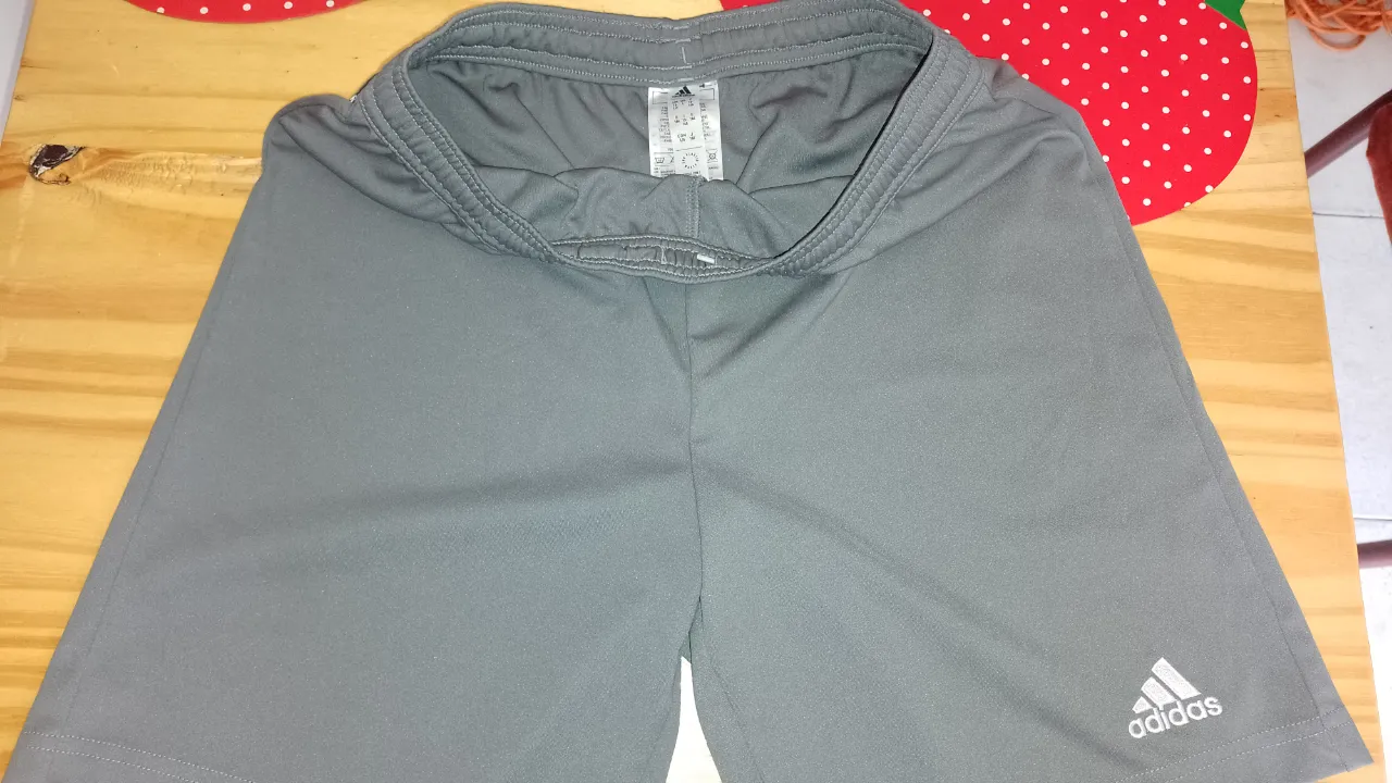 Short adidas - imagen 1