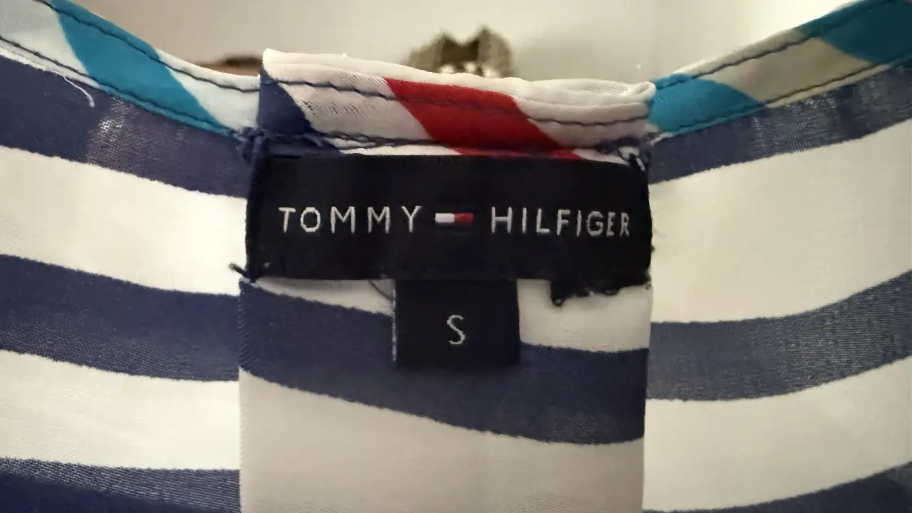 Blusa Tommy Hilfiger - imagen 2