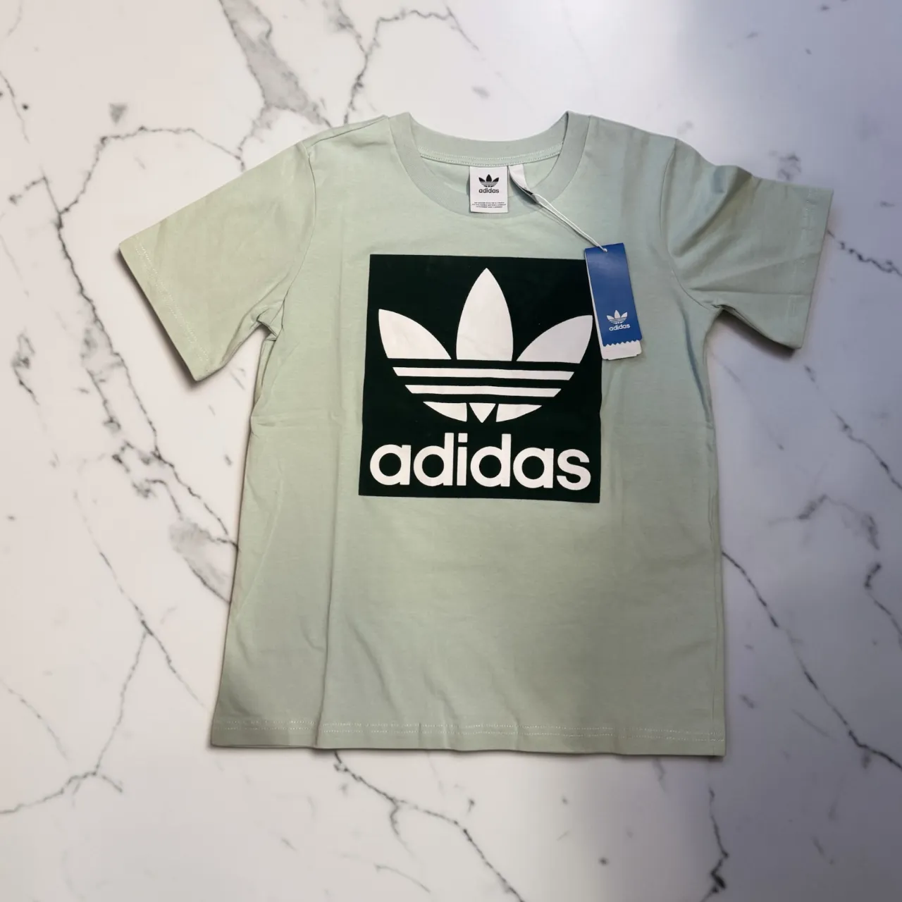 Remera adidas