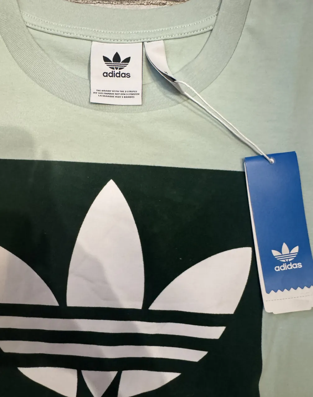 Remera adidas miniatura 2