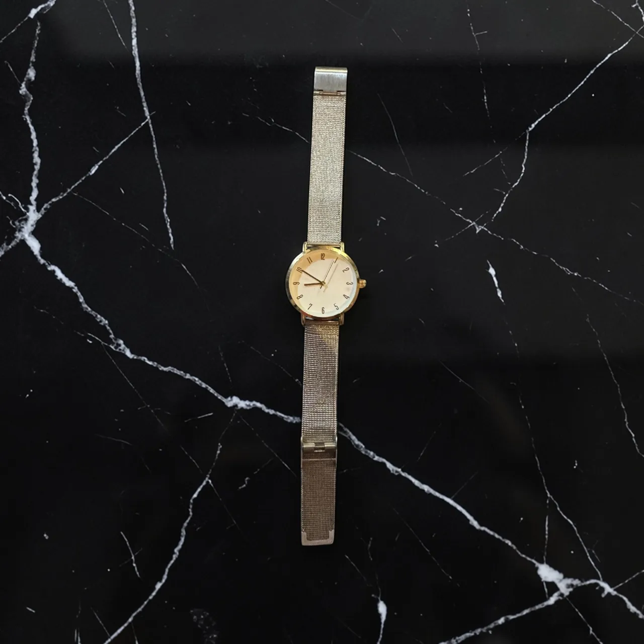 Reloj Isadora