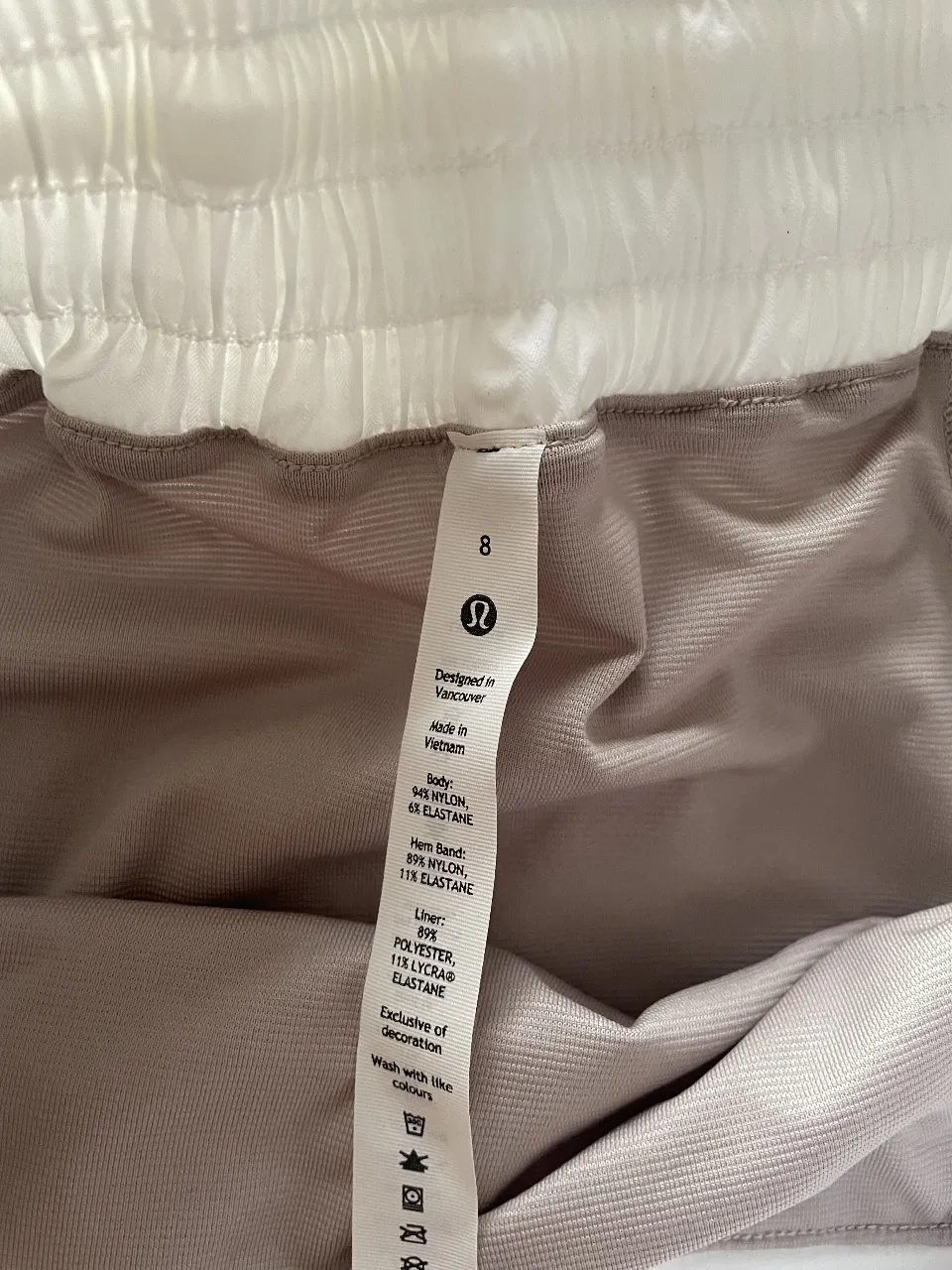 Short Lululemon - imagen 4