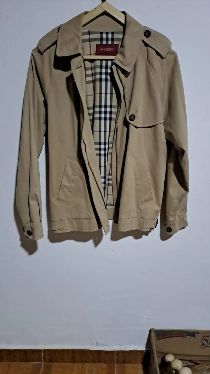 Campera Burberry - imagen 3