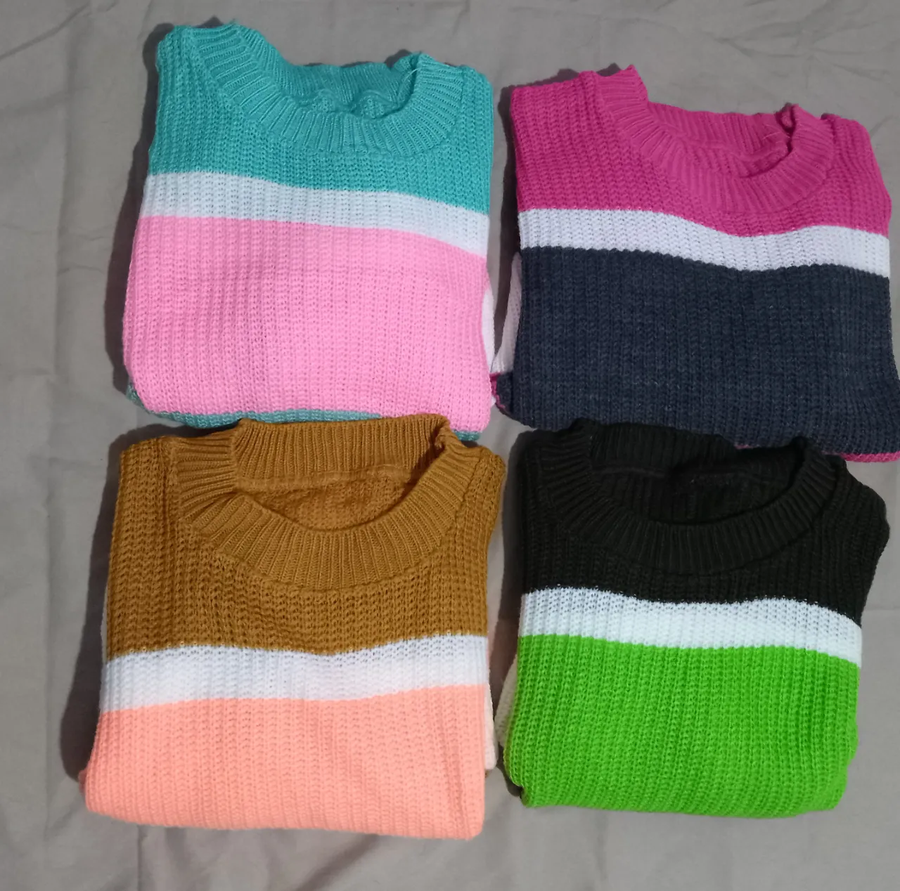 Sweater Importada sin marca - imagen 3