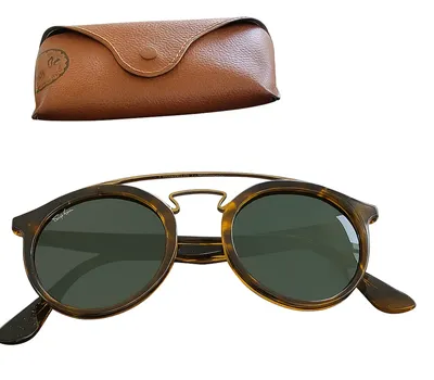 Ray-Ban