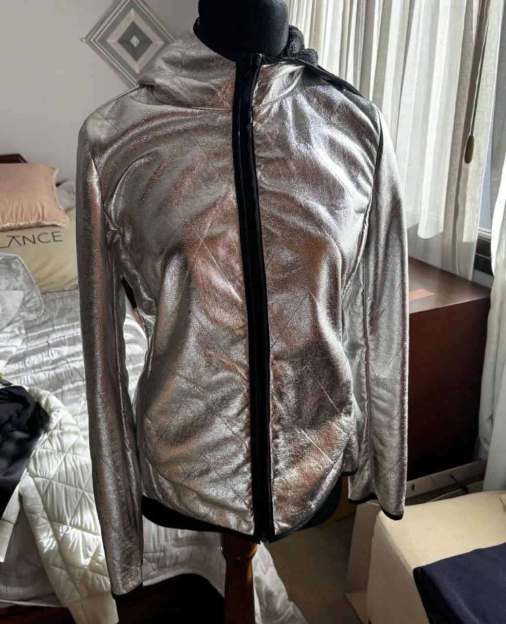 Campera Desiderata - imagen 1