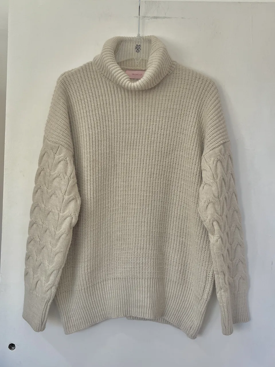 Sweater Yagmour - imagen 1