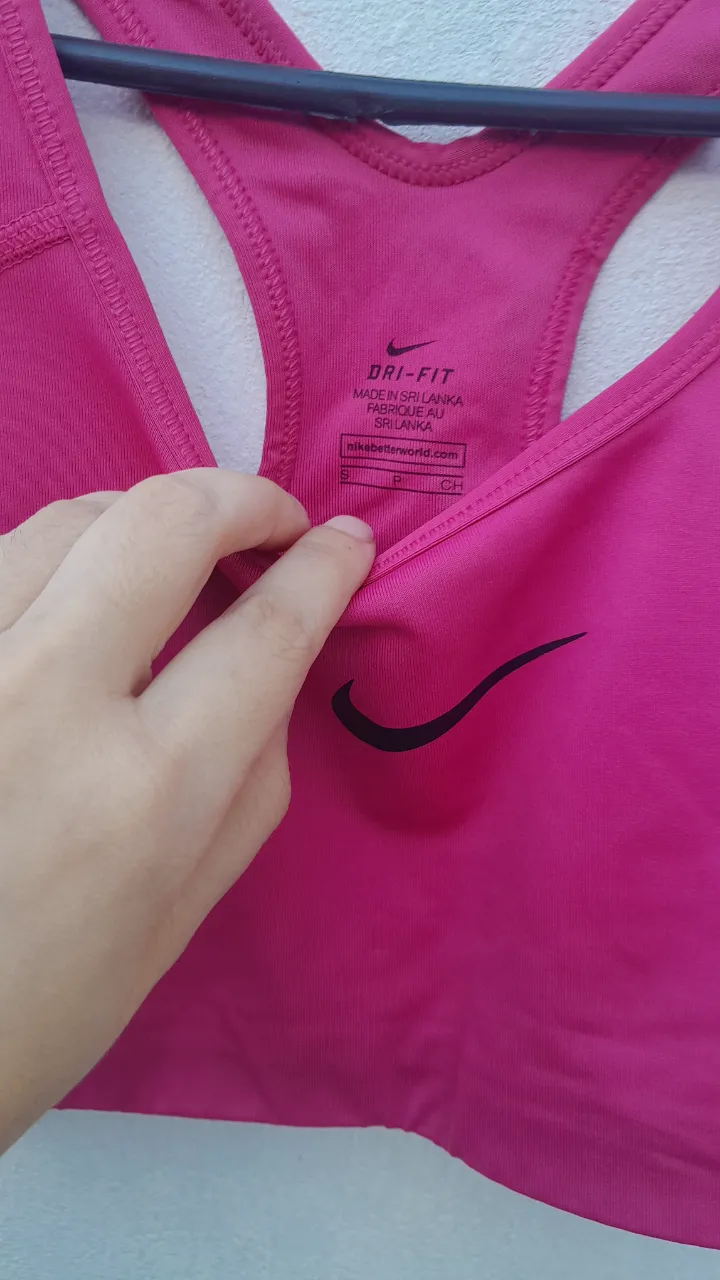 Top Nike - imagen 2
