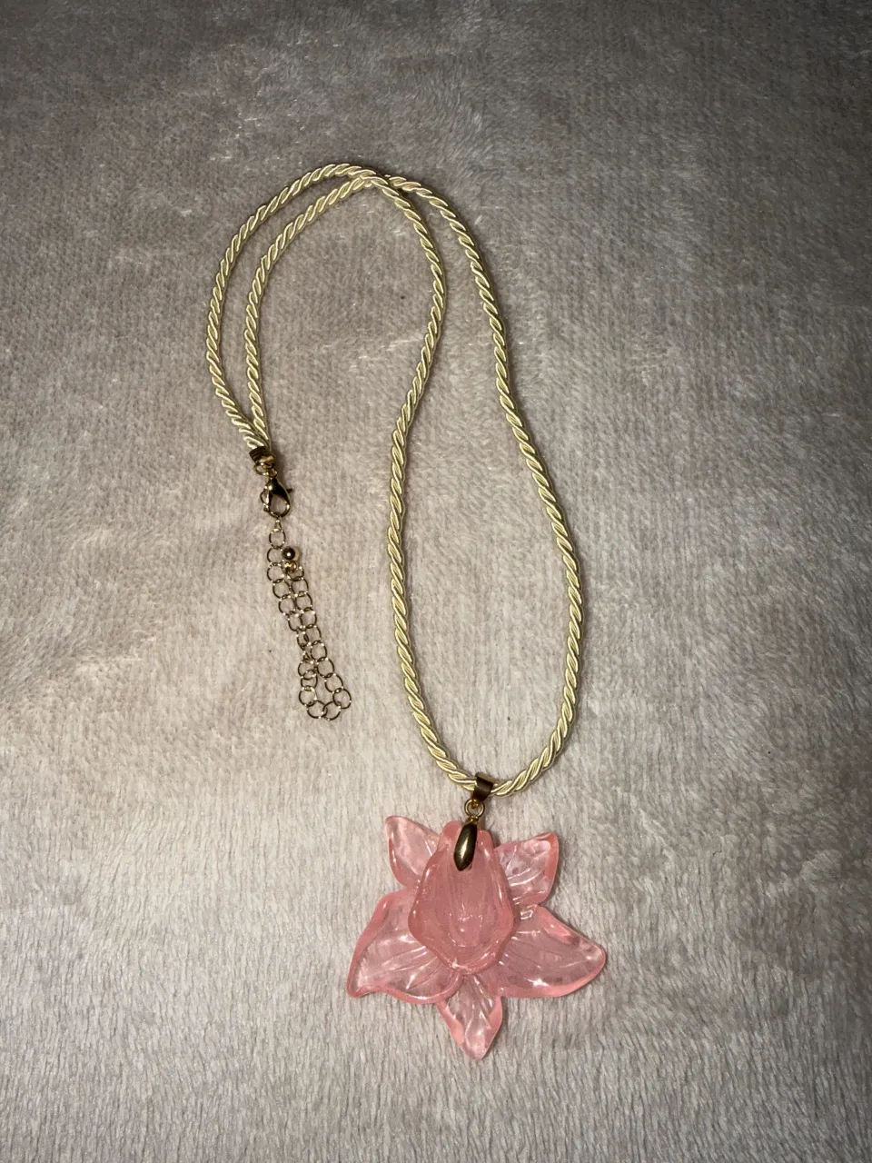 Collar Isadora miniatura 2