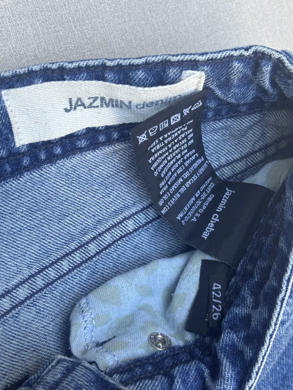 Jean JAZMIN - imagen 2