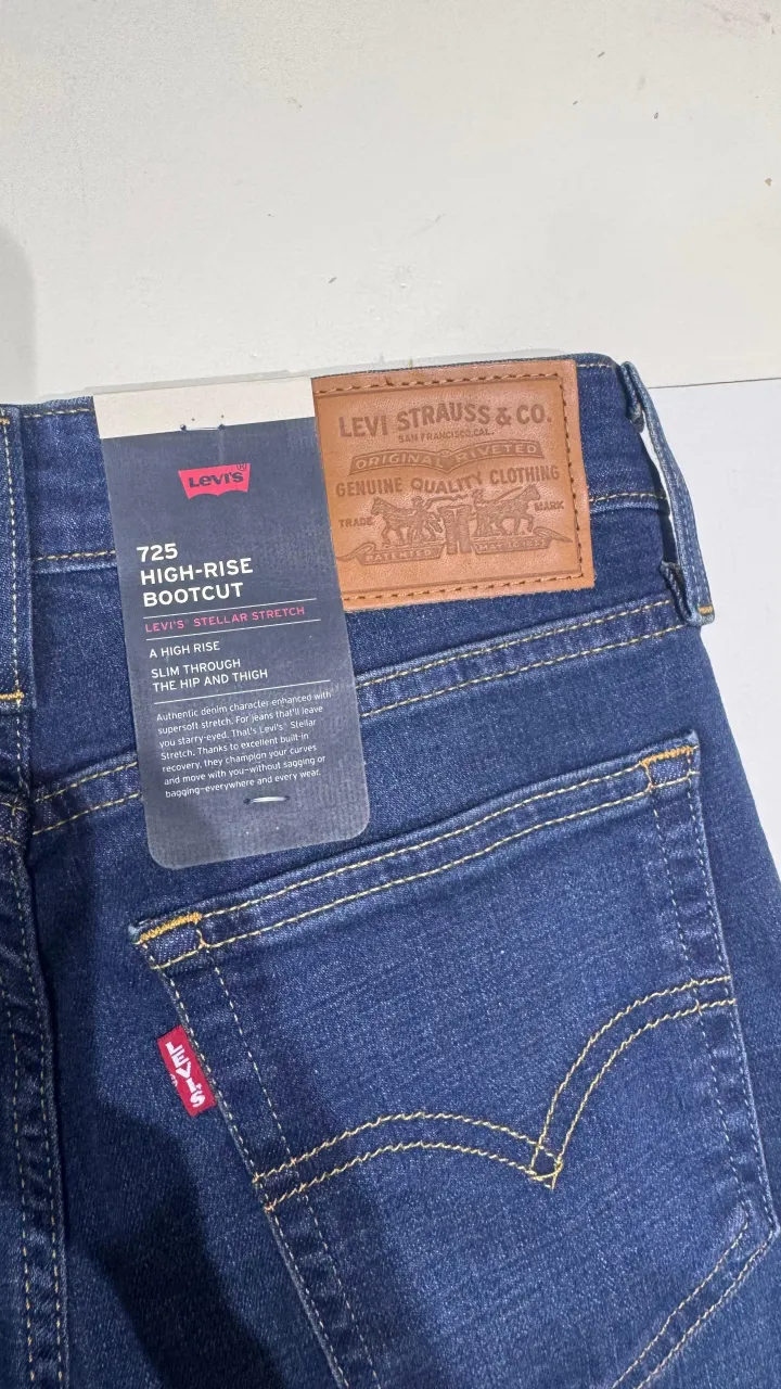 Jean Levi's - imagen 3