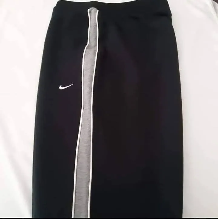 Pantalón Nike - imagen 3