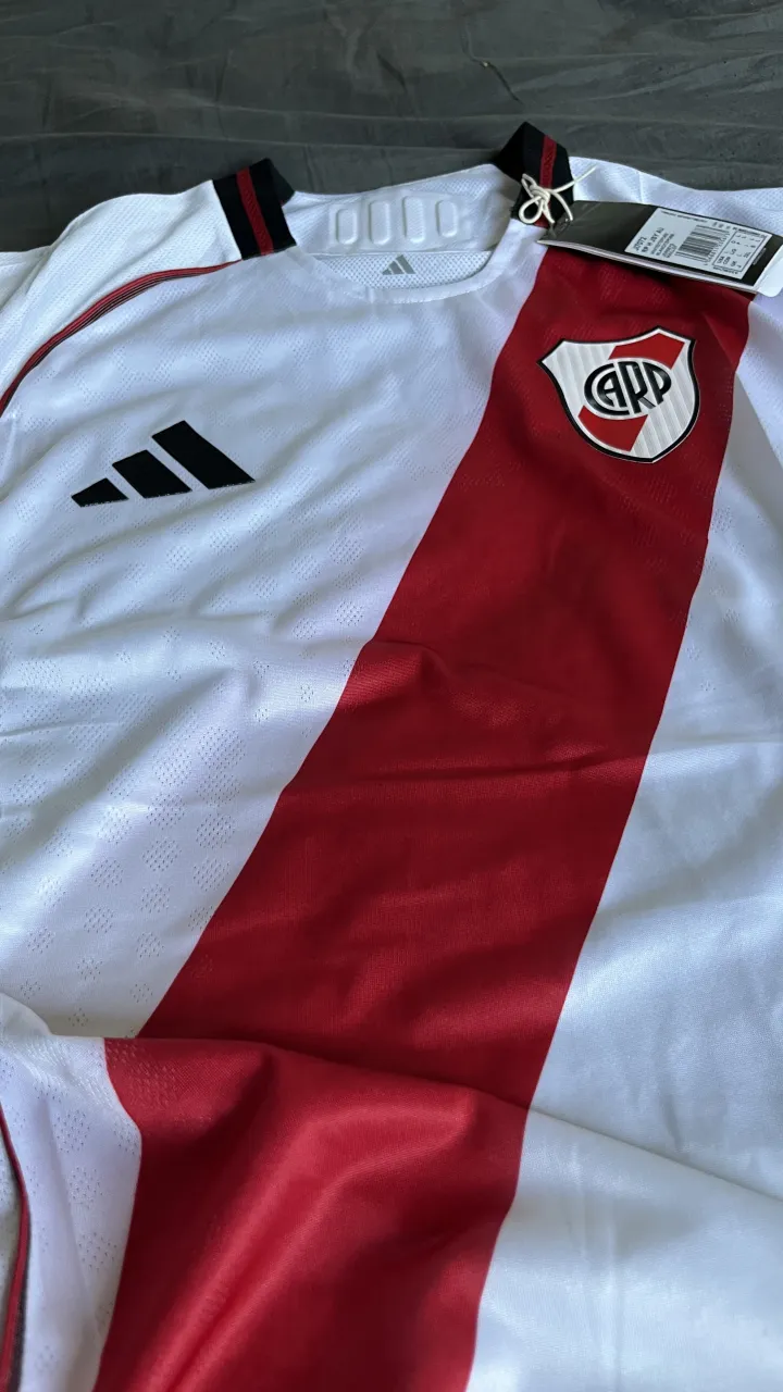Camiseta River - imagen 4