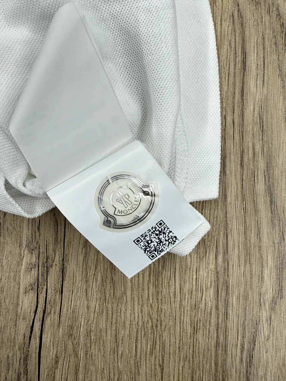 Remera Moncler - imagen 4
