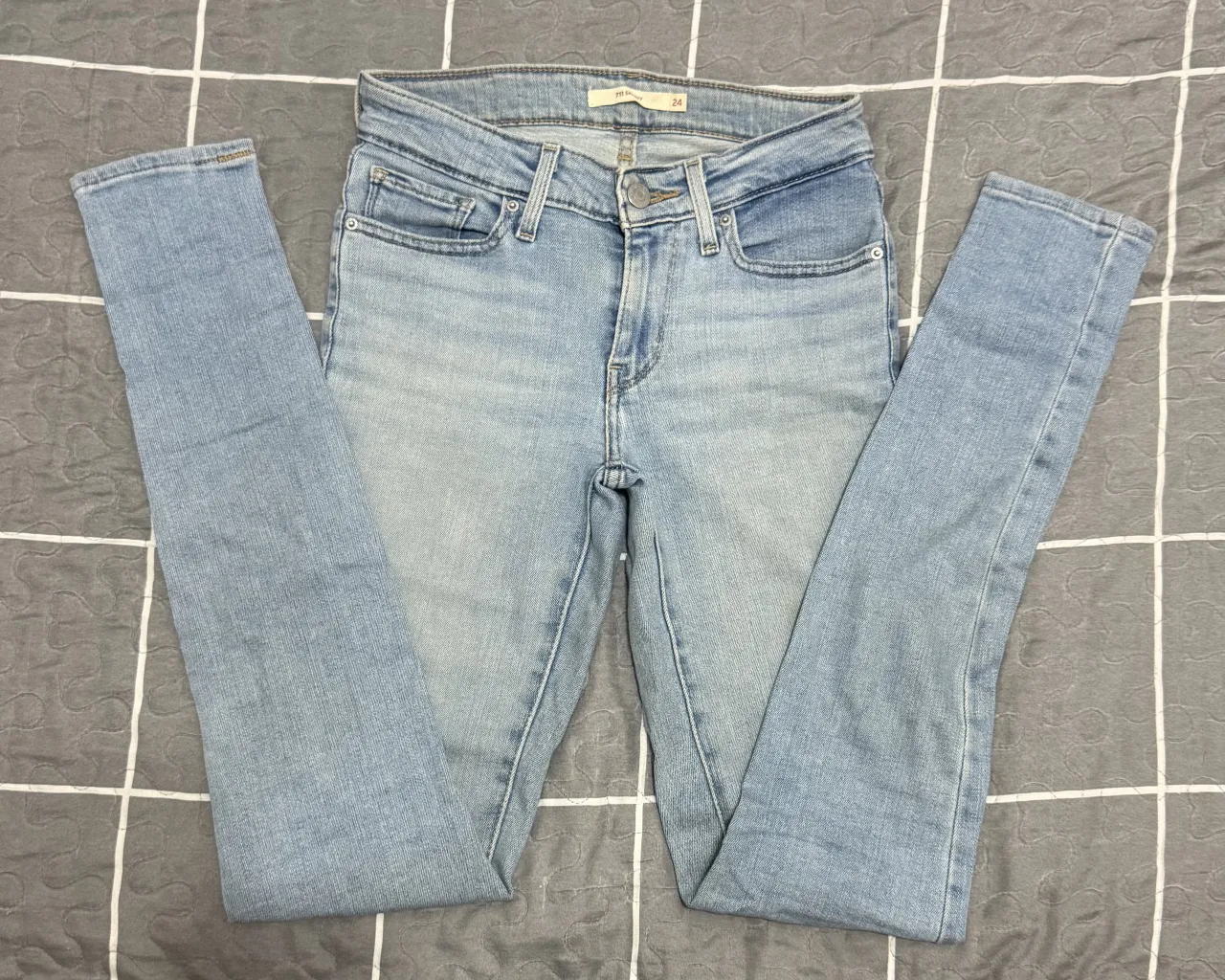 Jean Levi's miniatura 2