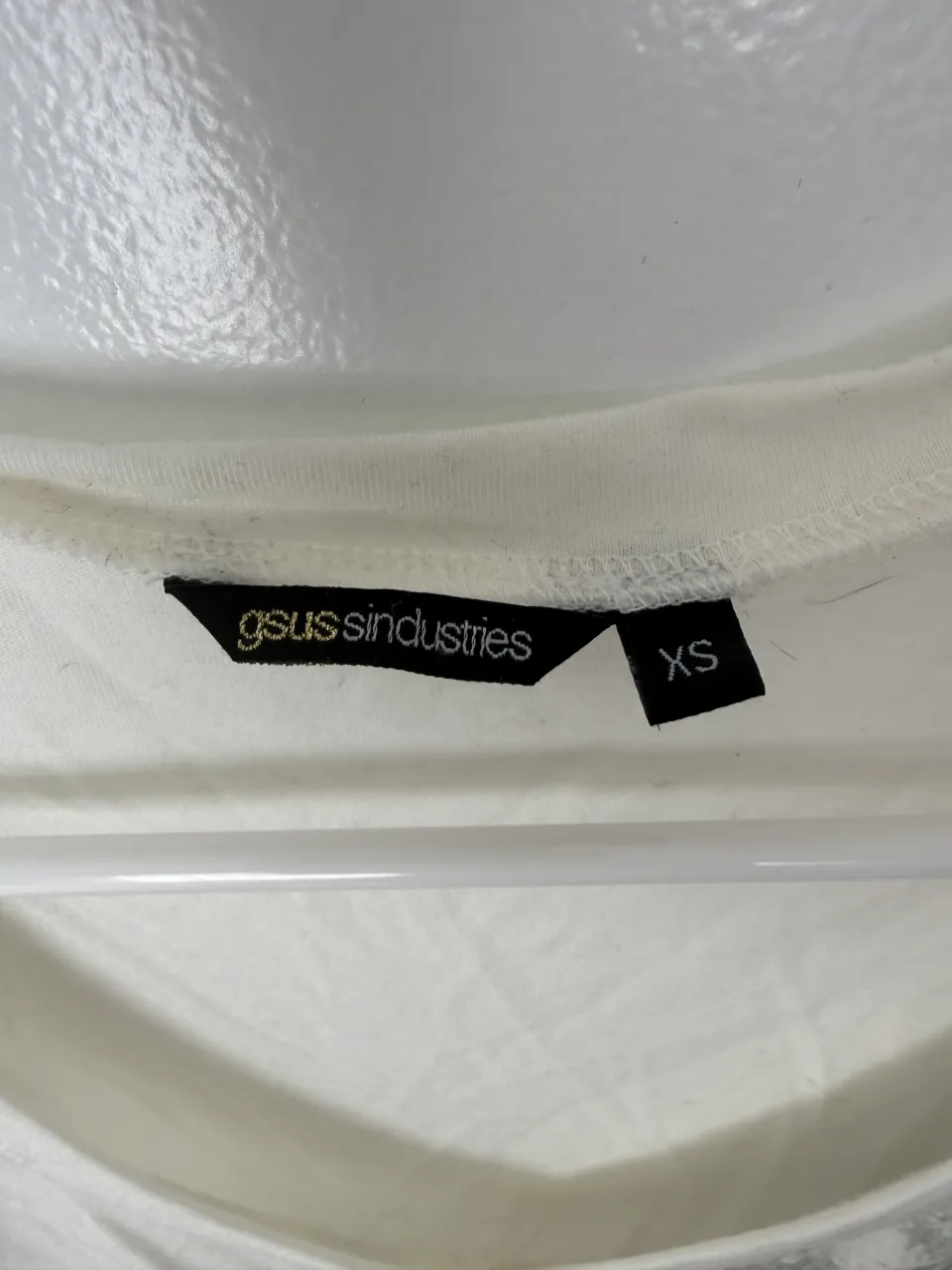 Remera Gsus industries. - imagen 2
