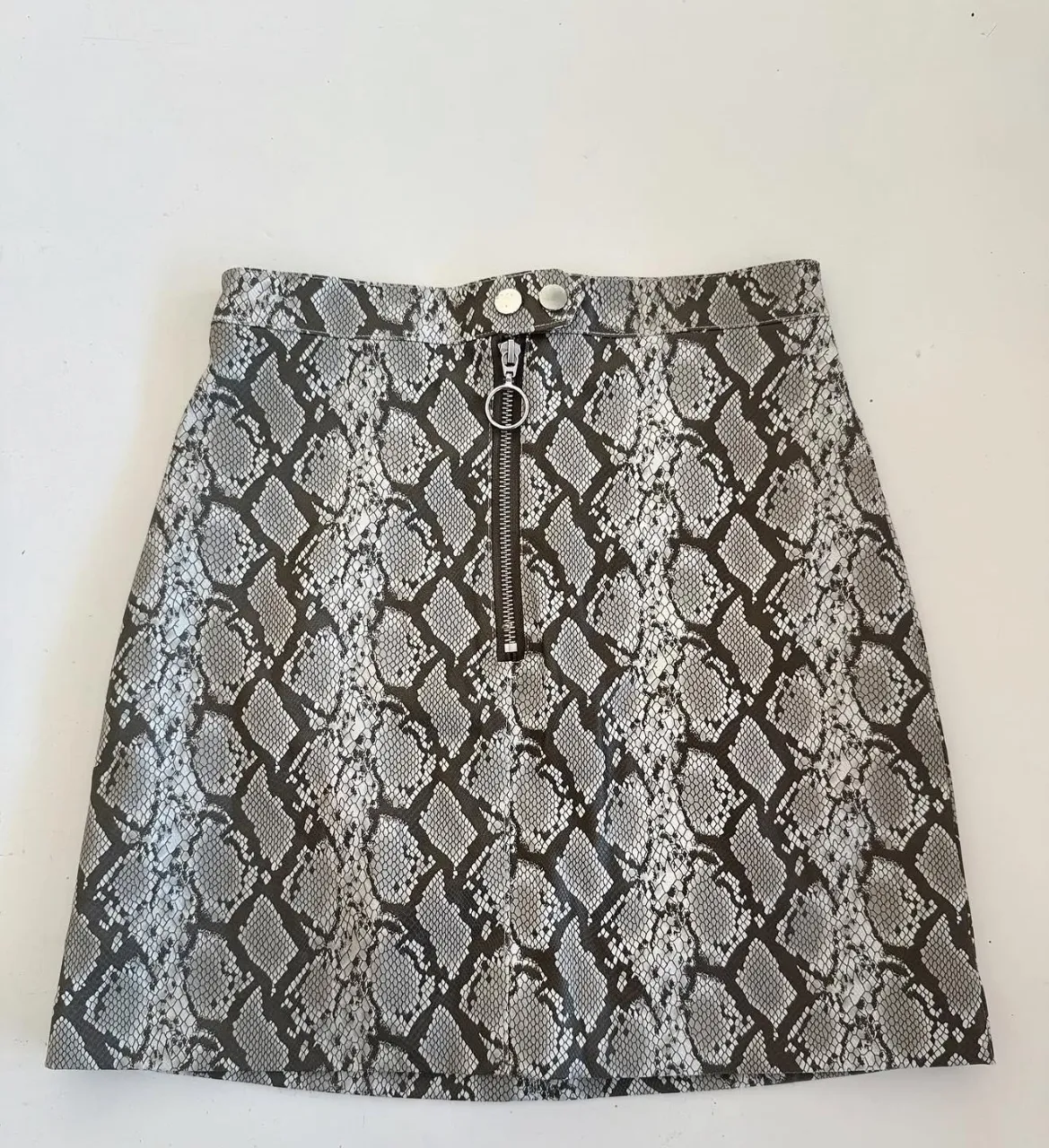 Minifalda H&M - imagen 1