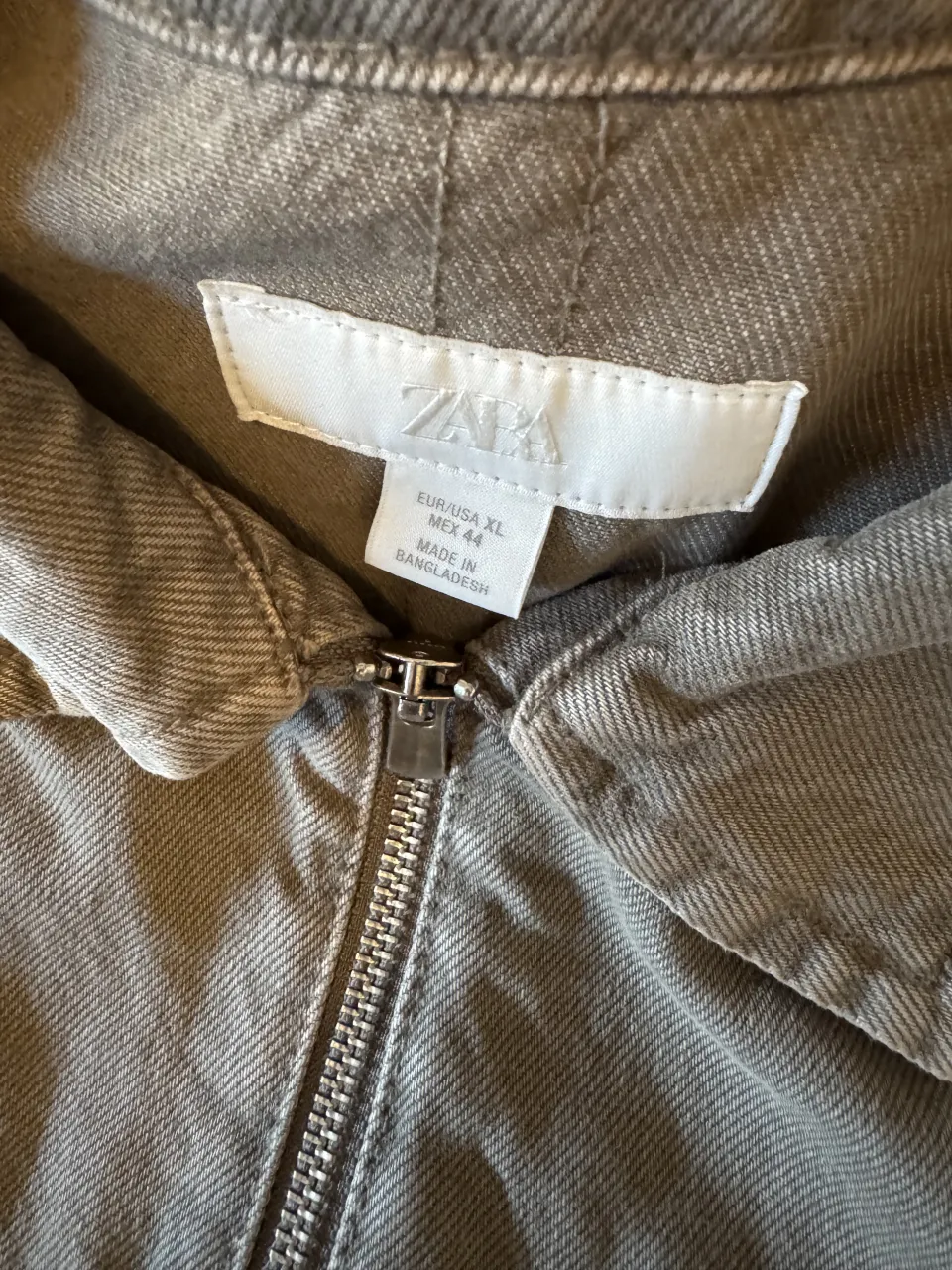 Campera Zara - Vista 3