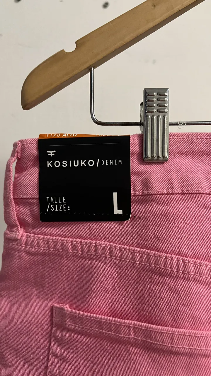 Short Kosiuko - imagen 3