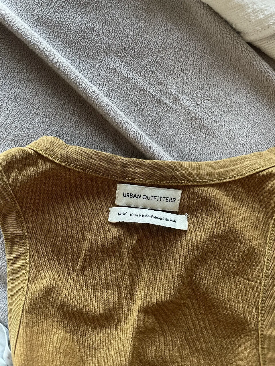 Musculosa Urban Outfitters - imagen 3