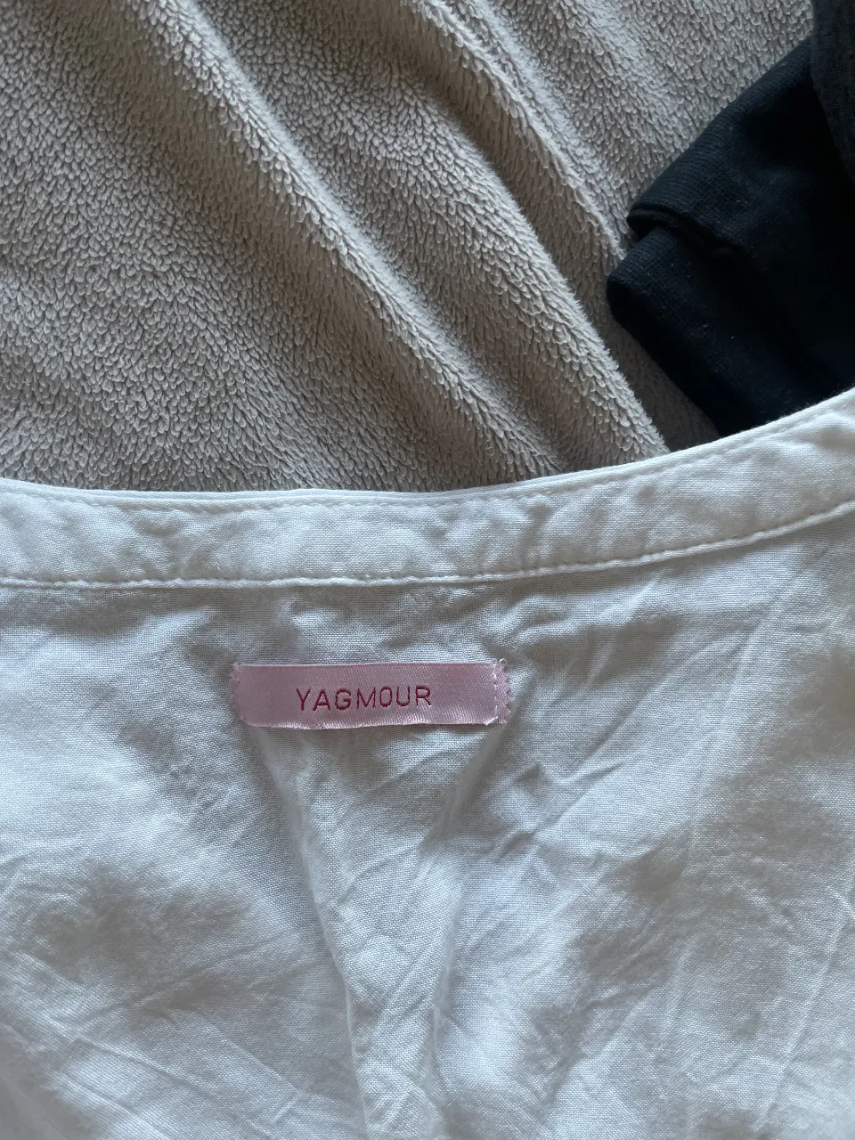 Musculosa Yagmour - imagen 2