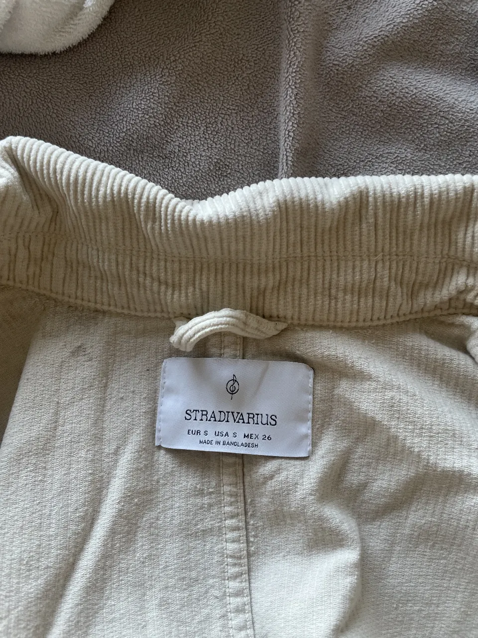 Campera Stradivarius - imagen 3