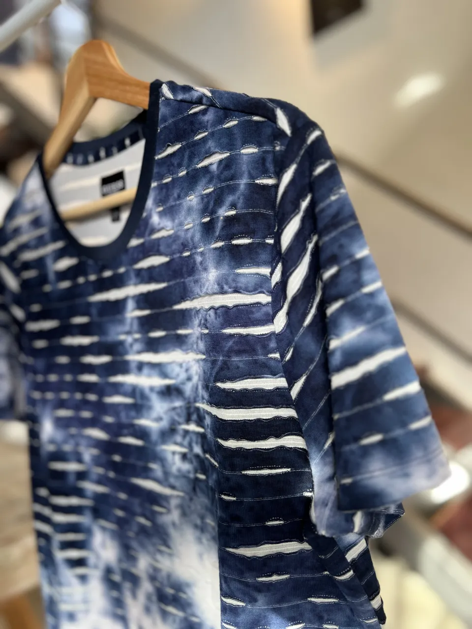Remera GUESS - imagen 6
