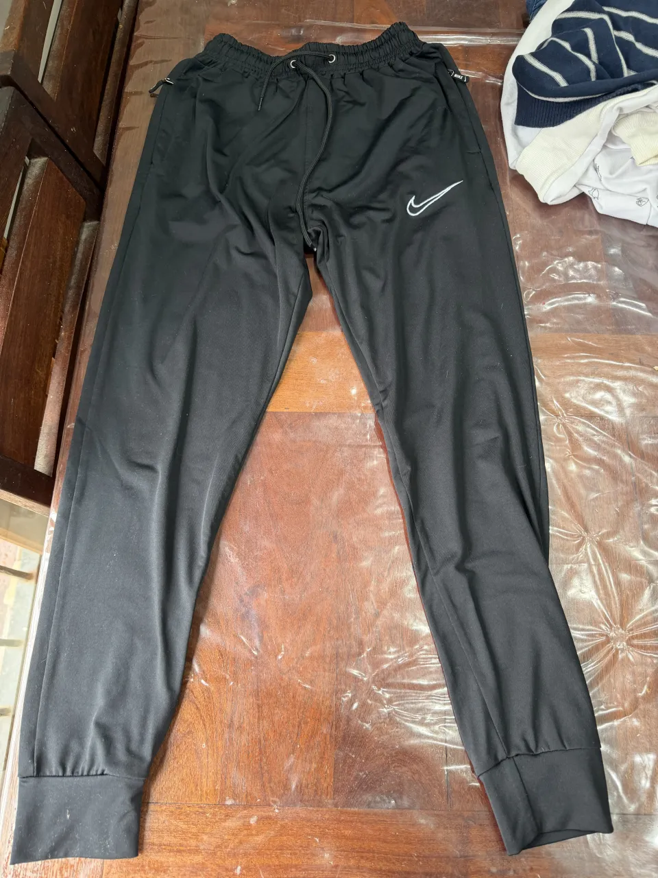 Pantalón Nike - imagen 1