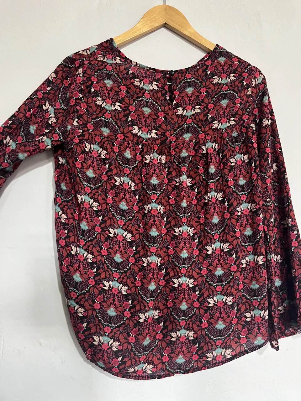 Blusa No sé exactamente la marca - imagen 2