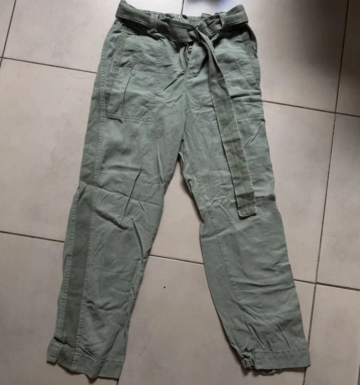 Pantalón Zara