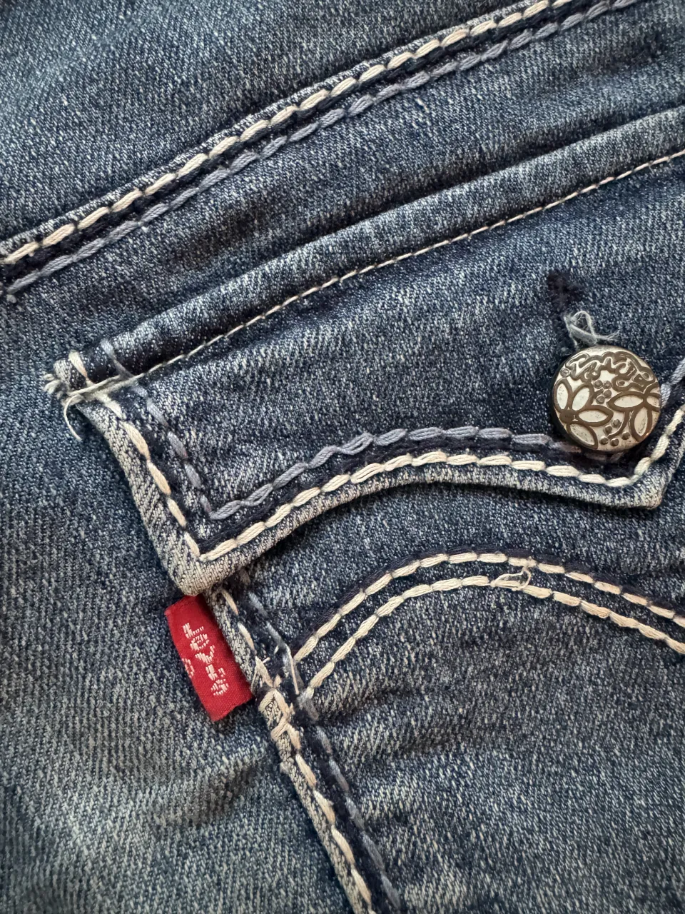 Short Levi's - Vista 4