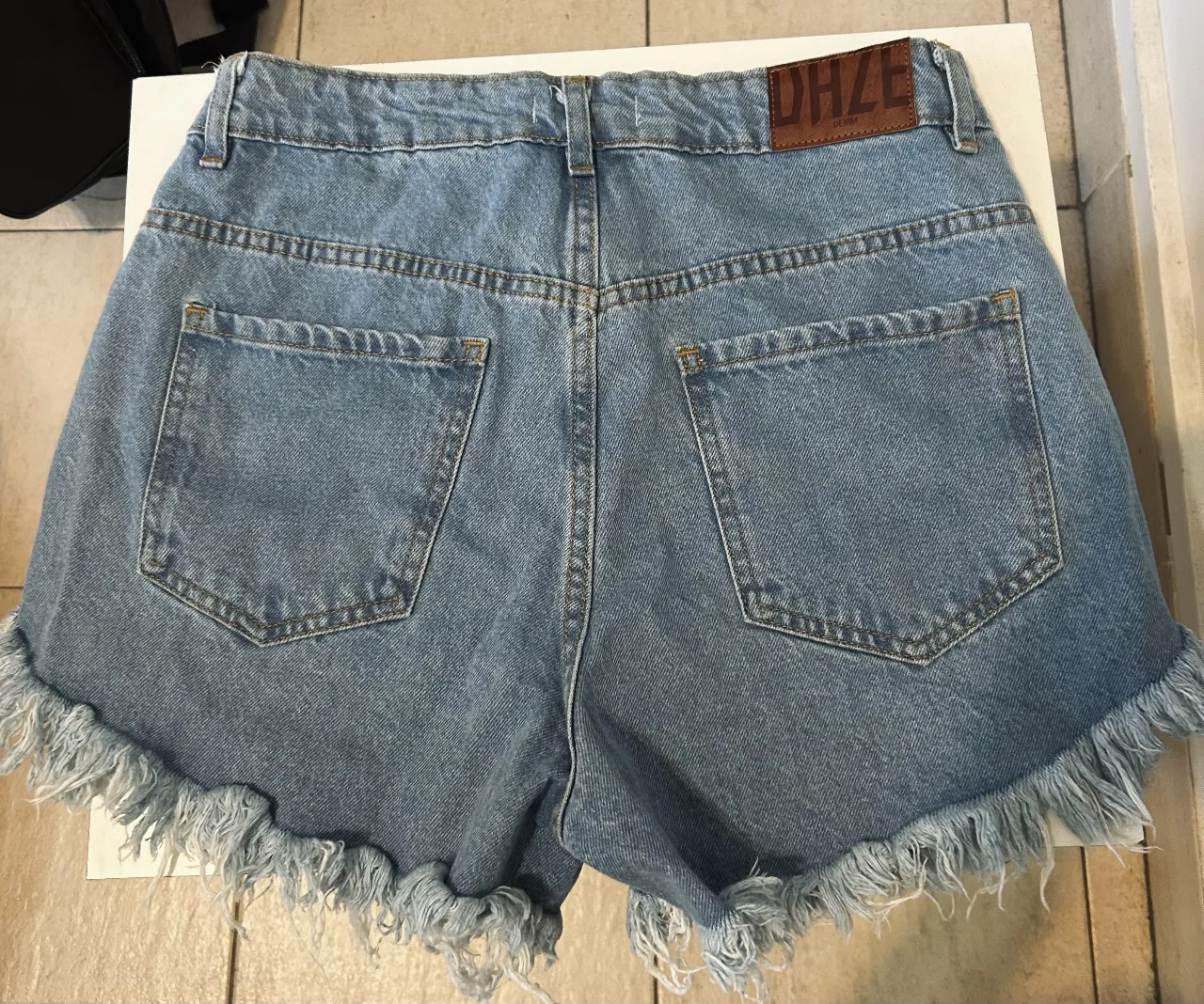 Short Daze - imagen 2