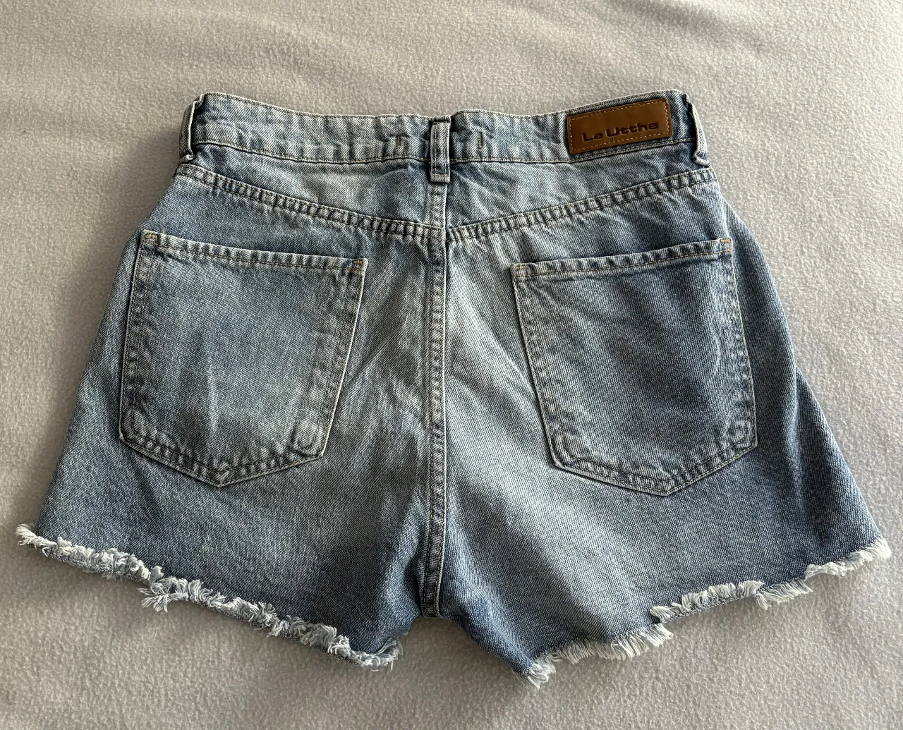 Short Leutthe - imagen 2