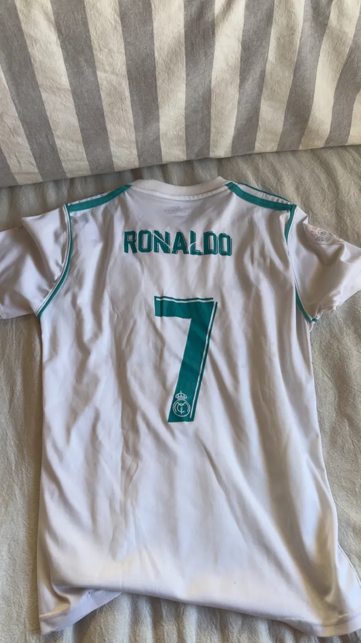 Camiseta adidas miniatura 2