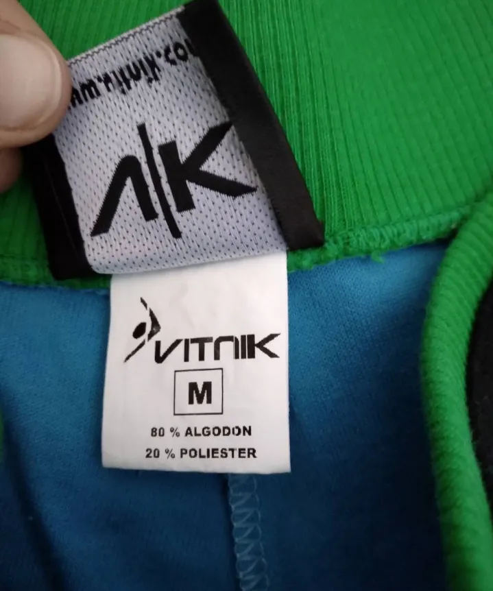Short Vitnik - imagen 2