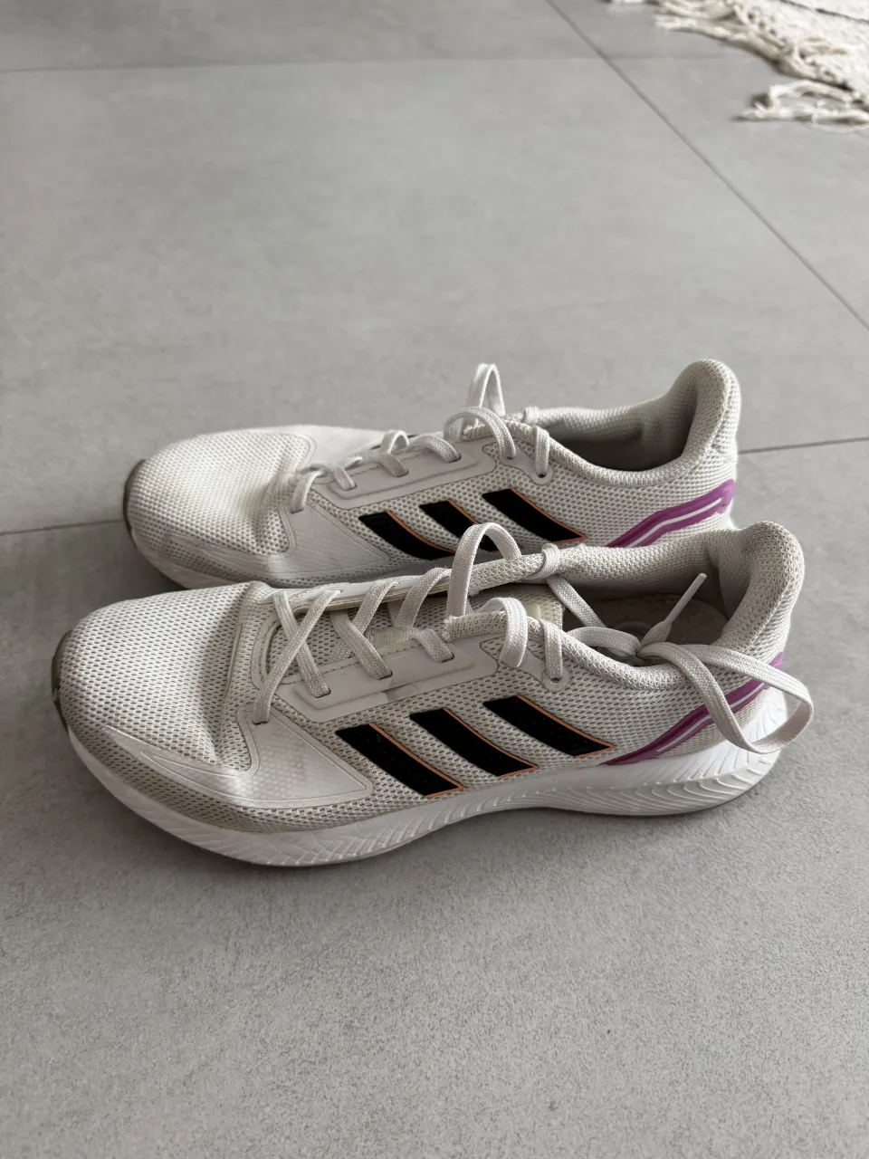 Zapatillas adidas - imagen 1