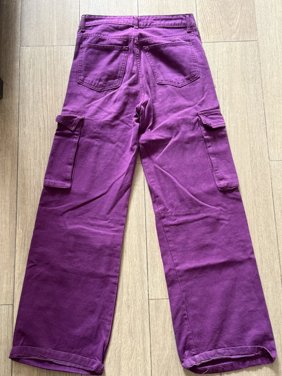 Pantalón A ≠ miniatura 2