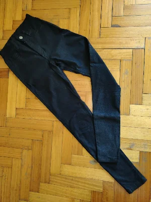 Nare Jeans